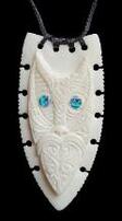 ​New Zealand NZ Maori Carving Carved Kiwiana Taonga Gift Traditional Souvenir Bone Tiki Mask Face Paua