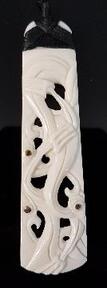 ​New Zealand NZ Maori Carving Carved Kiwiana Taonga Gift Traditional Souvenir Bone Koru Manaia Paua Eye Toki